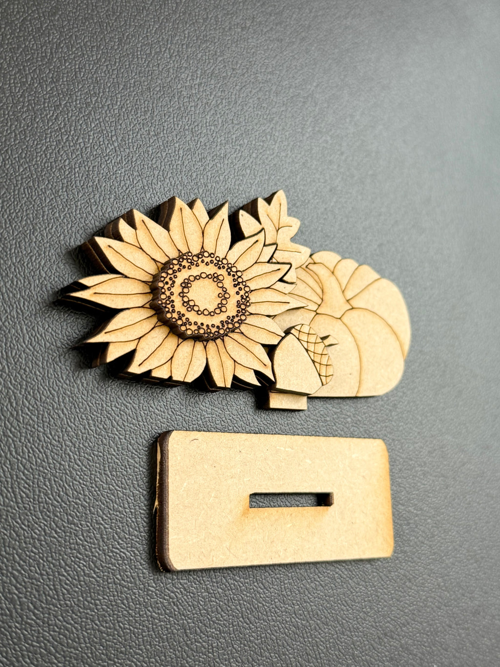 🌻 Little Sunflower & Pumpkin Shelf Sitter Wood Blank
